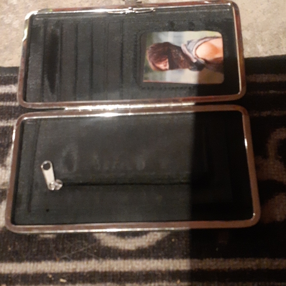Wallet - Picture 2 of 2
